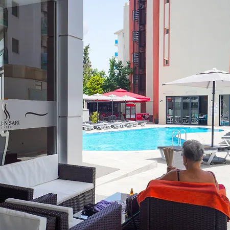 ホテル Seren Sari 3*