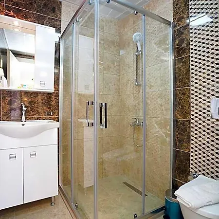 Seren Sari Hotel 3*