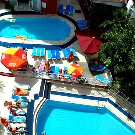 Szálloda Seren Sari 3*
